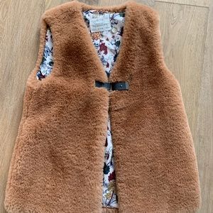 Girls ZARA vest